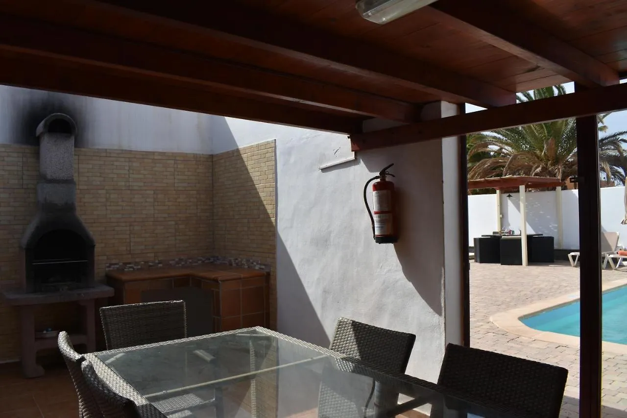 Villa Experience Heated Salty Water Pool Caleta De Fuste Spain