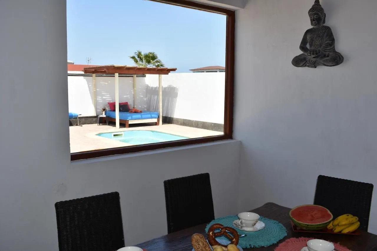 Villa Experience Heated Salty Water Pool 칼레타데푸스테 스페인