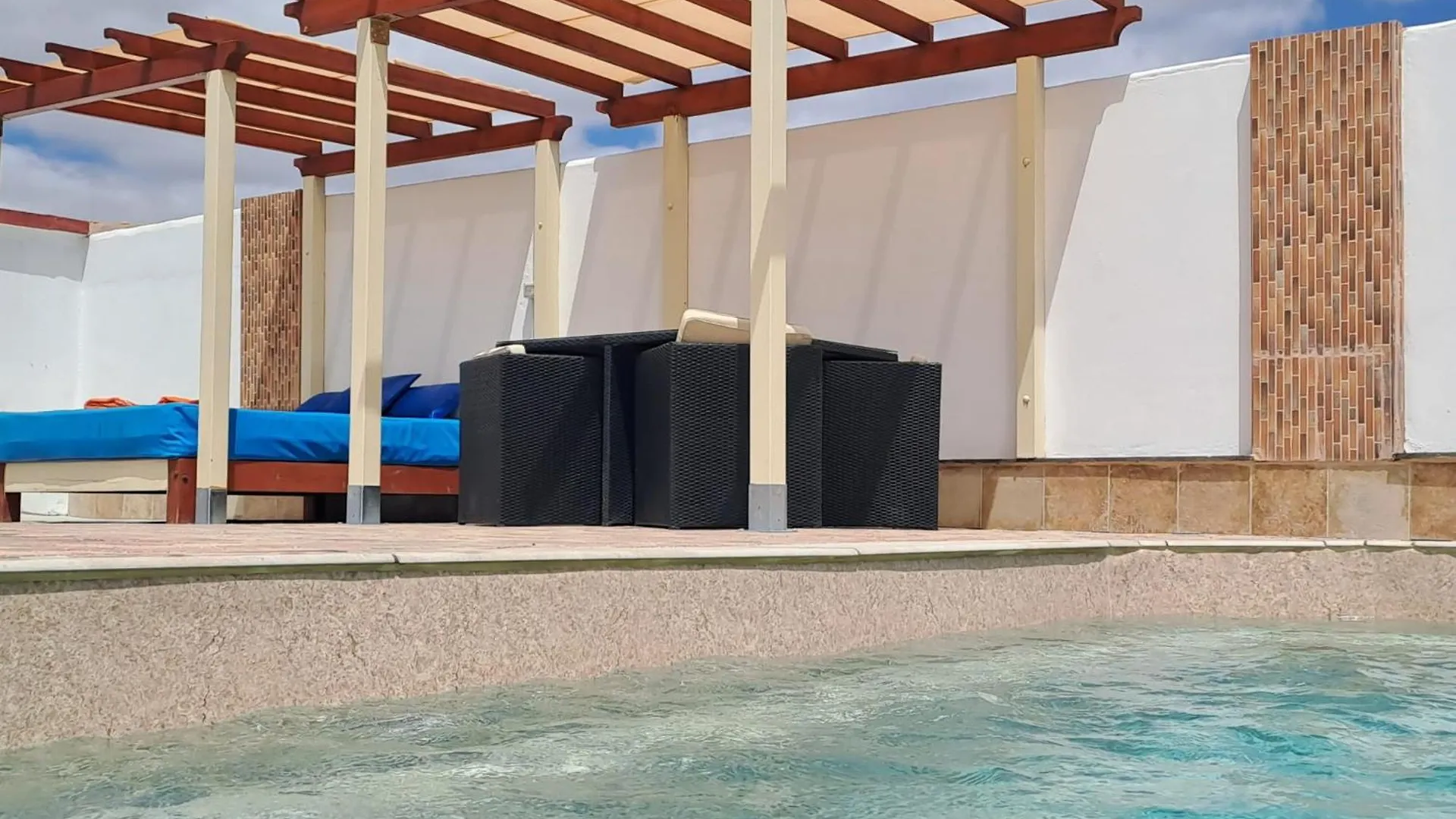 Villa Experience Heated Salty Water Pool Caleta De Fuste Spain